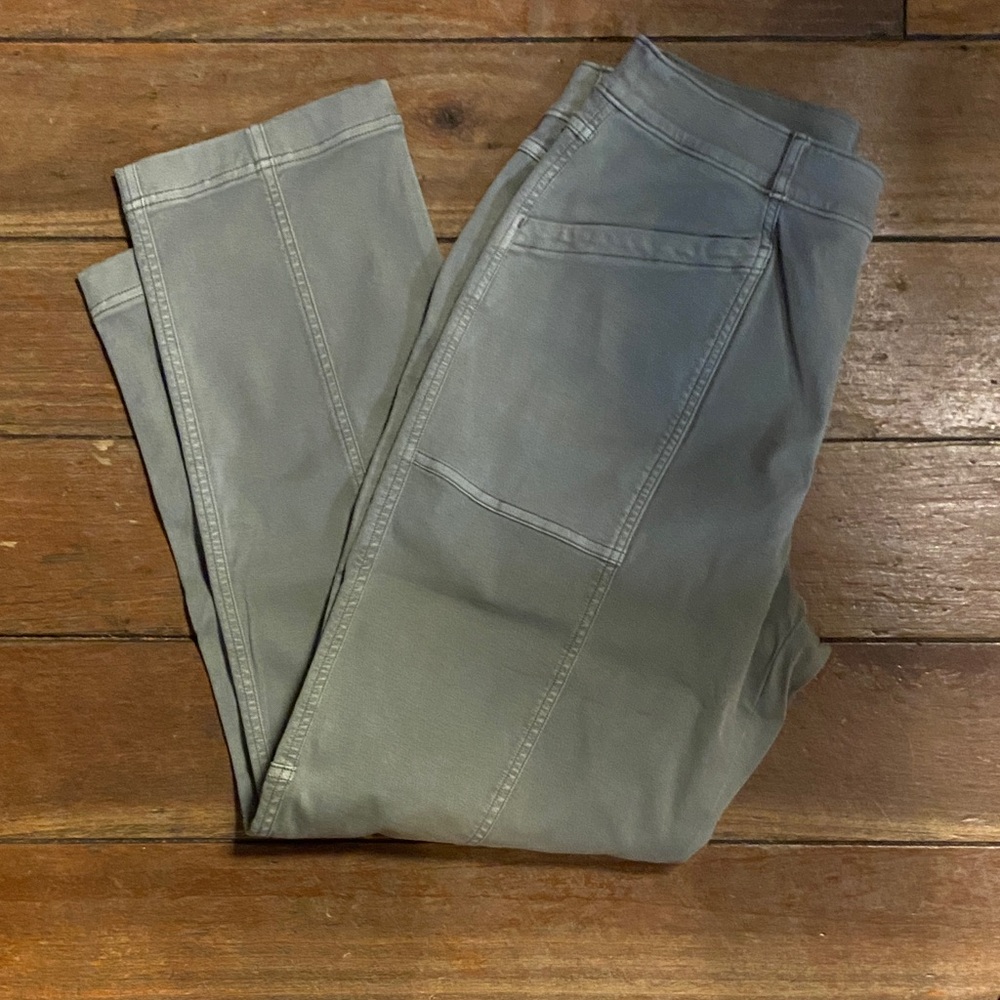 SPANX Women Stretch Twill Straight Leg Pants in Olive Oil